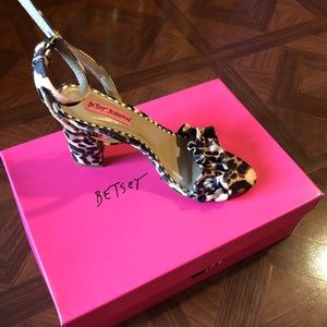 Betsy Johnson Heels, Size 7